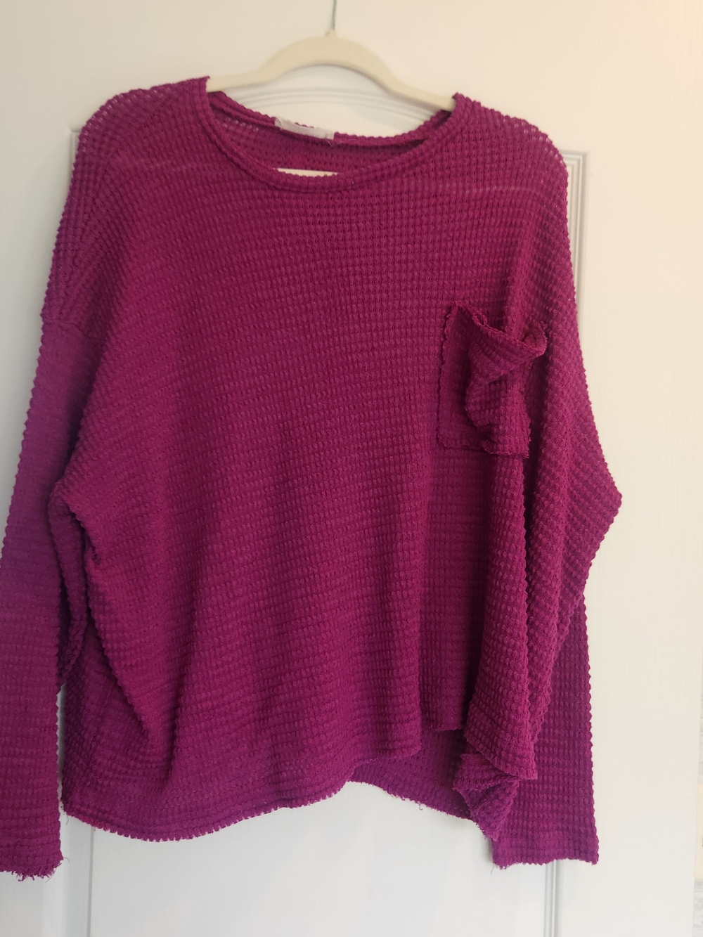 Zenana Outfitters Magenta Waffle-Knit Pocket Crew Sweater L/XL Euc